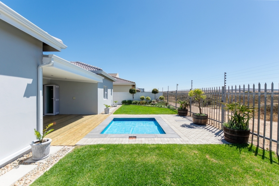 3 Bedroom Property for Sale in Country Club Western Cape